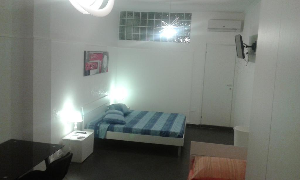 Ipanema Suite มาร์เกริตา ดิ ซาวอยา ห้อง รูปภาพ